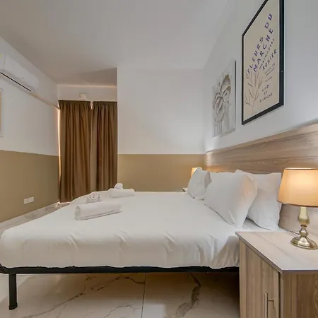 Seaview 3br Penthouse Escape With Terrace Views By 360 Estates