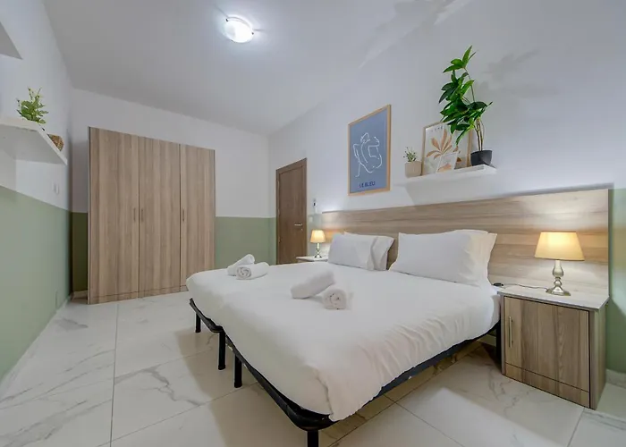 Seaview 3br Penthouse Escape With Terrace Views By 360 Estates