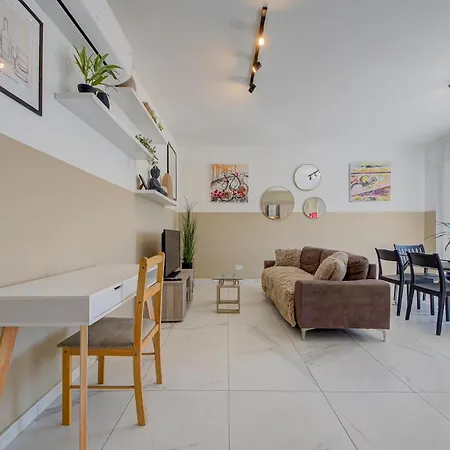 Seaview 3br Penthouse Escape With Terrace Views By 360 Estates