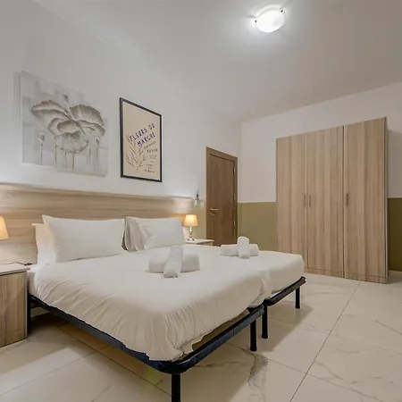 Seaview 3br Penthouse Escape With Terrace Views By 360 Estates *