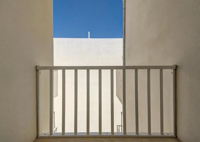 Seaview 3br Penthouse Escape With Terrace Views By 360 Estates Appartement *