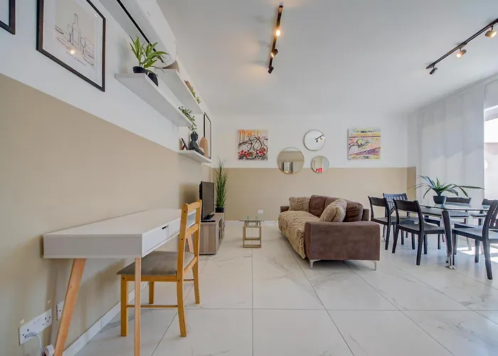 Seaview 3br Penthouse Escape With Terrace Views By 360 Estates