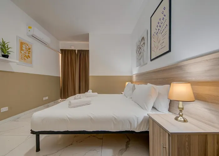 Seaview 3br Penthouse Escape With Terrace Views By 360 Estates