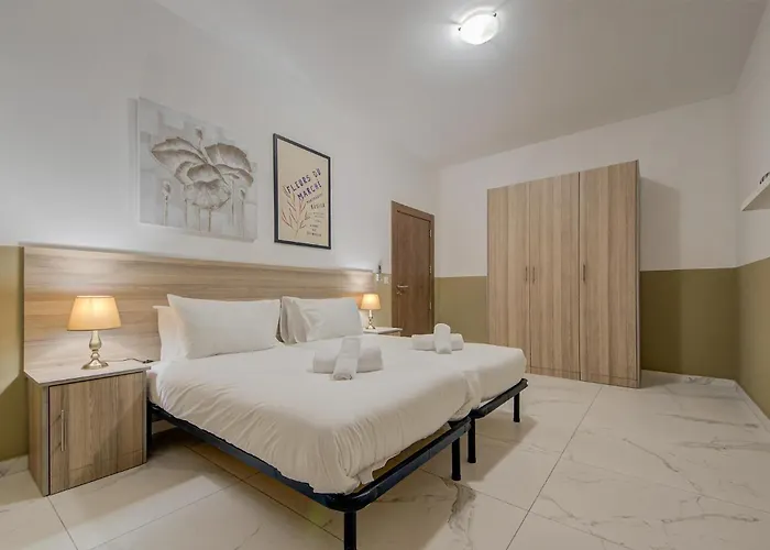 Seaview 3br Penthouse Escape With Terrace Views By 360 Estates *