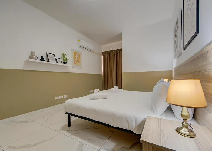 Seaview 3br Penthouse Escape With Terrace Views By 360 Estates Appartement *